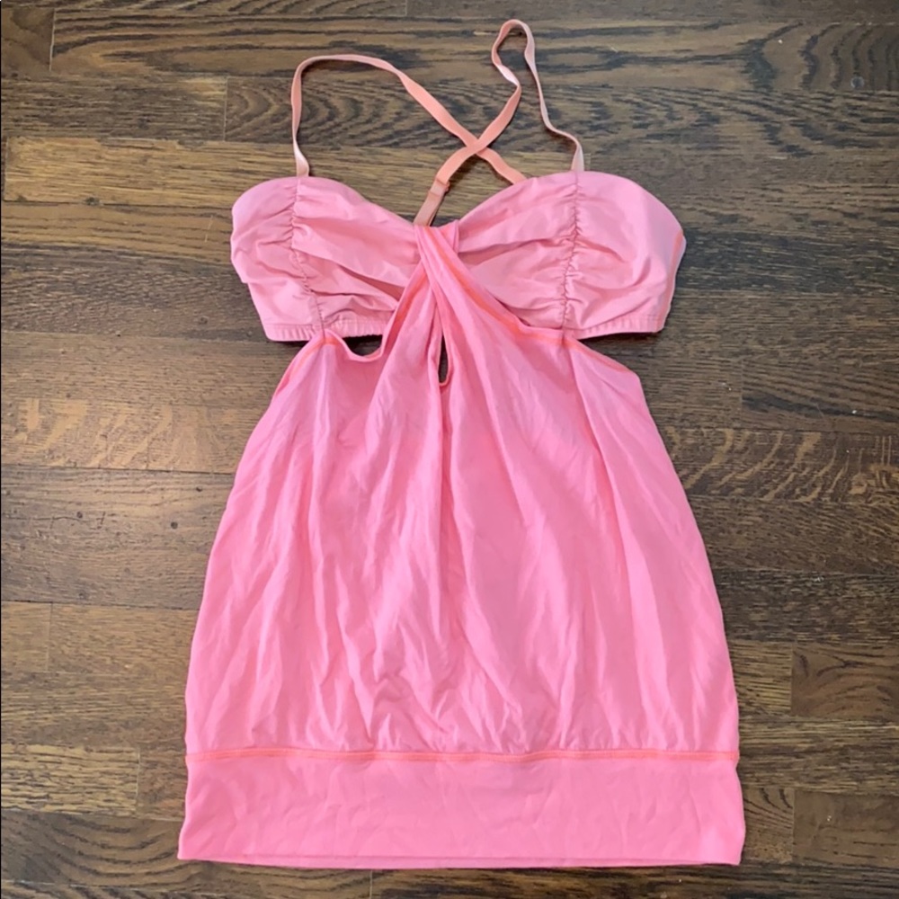 Lululemon workout top